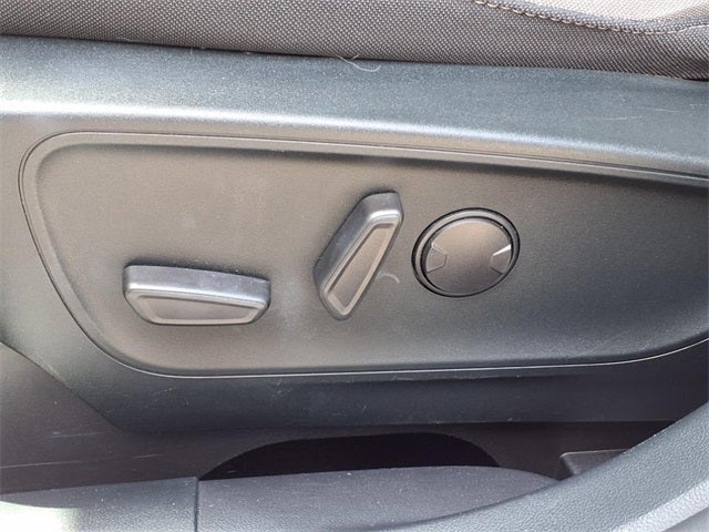 2022 Ford Escape SE Sport