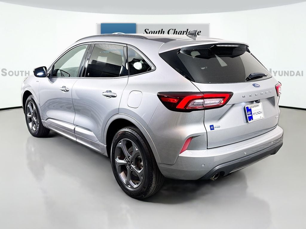 2023 Ford Escape ST-Line Select