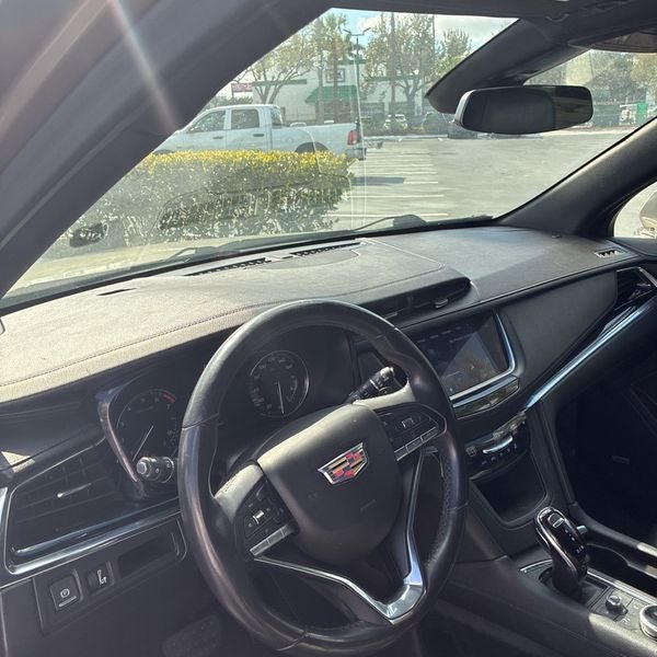 2022 Cadillac XT6 Luxury