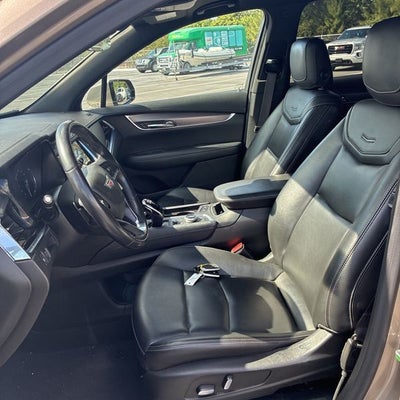 2022 Cadillac XT6 Luxury