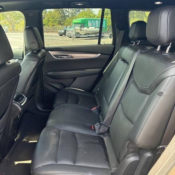 2022 Cadillac XT6 Luxury