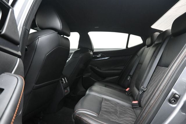 2022 Nissan Maxima SR