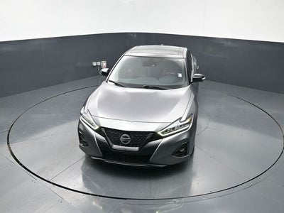 2022 Nissan Maxima SR