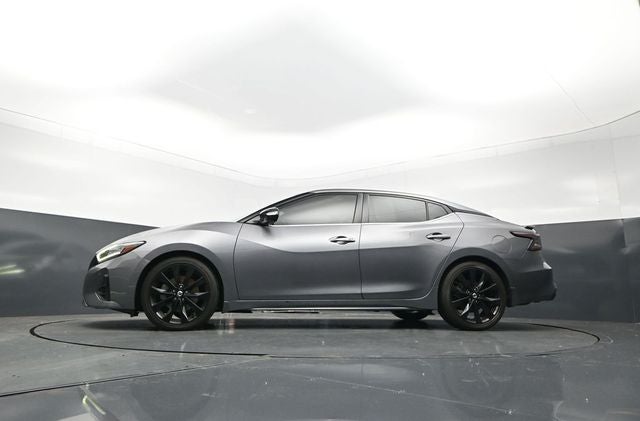 2022 Nissan Maxima SR