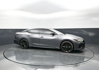 2022 Nissan Maxima SR