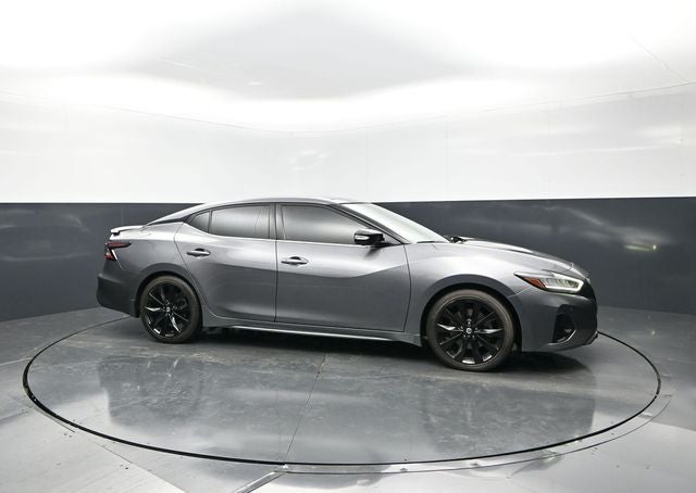 2022 Nissan Maxima SR