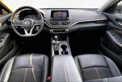 2022 Nissan Altima 2.5 SR