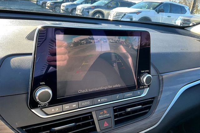 2025 Nissan Altima SV