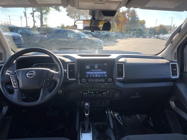 2023 Nissan Frontier SV