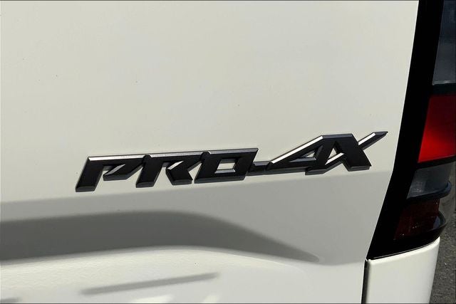 2022 Nissan Frontier PRO-4X