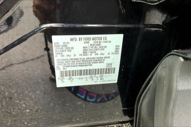 2024 Ford Edge Titanium