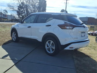 2023 Nissan Kicks S