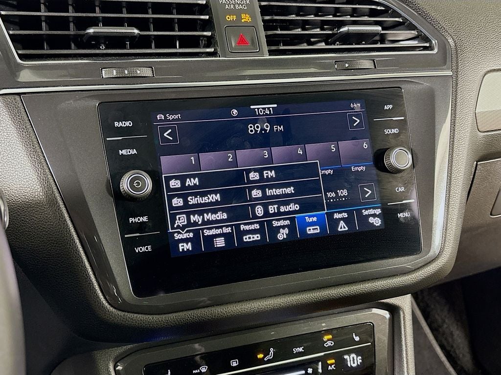 2023 Volkswagen Tiguan SE