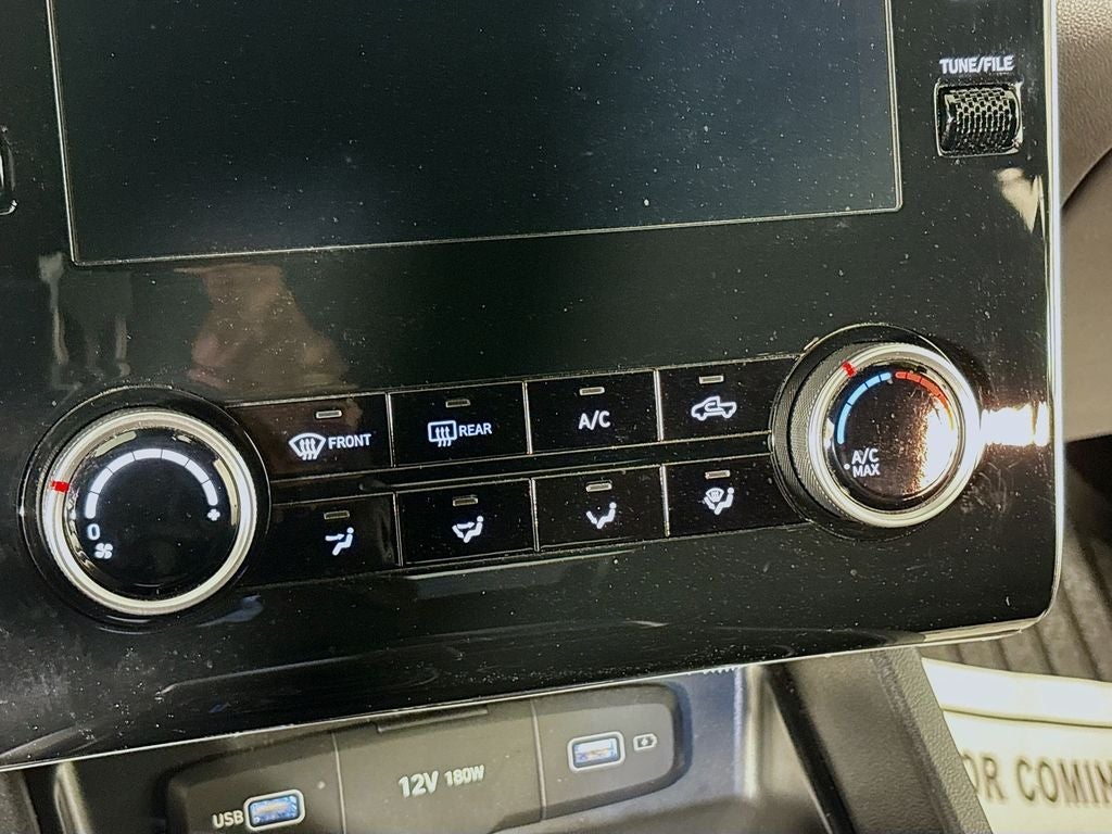 2024 Hyundai Santa Cruz SE