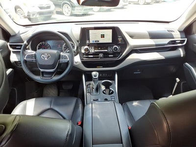 2023 Toyota Highlander XLE