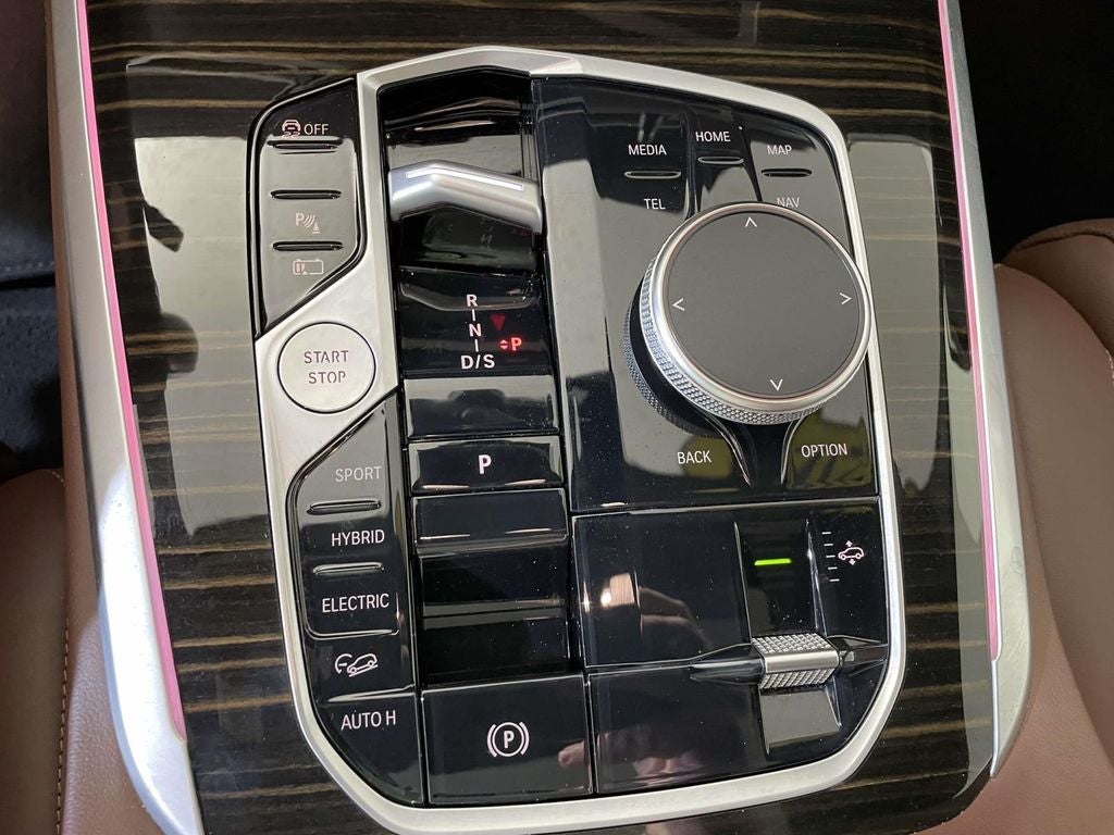 2025 BMW X5 xDrive50e