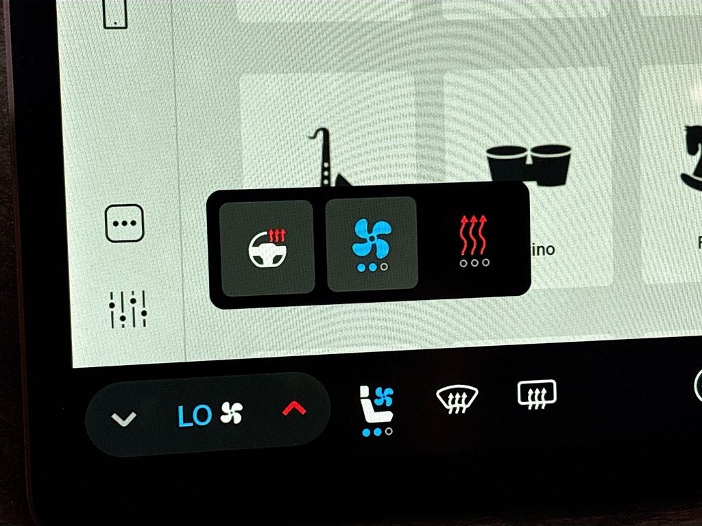 2022 Rivian R1T Adventure Package