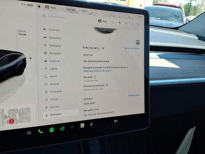 2024 Tesla Model Y Standard Range