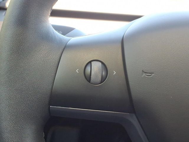 2024 Tesla Model Y Standard Range