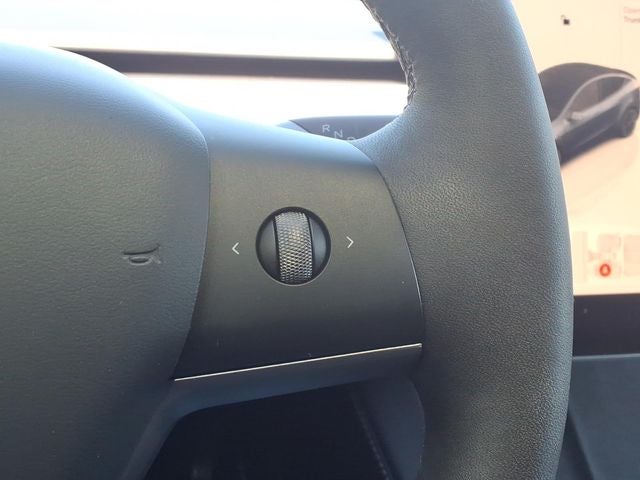 2024 Tesla Model Y Standard Range