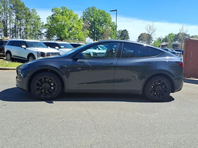 2024 Tesla Model Y Standard Range