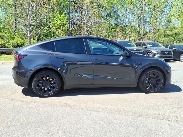 2024 Tesla Model Y Standard Range