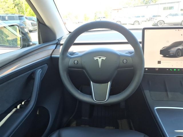 2024 Tesla Model Y Standard Range