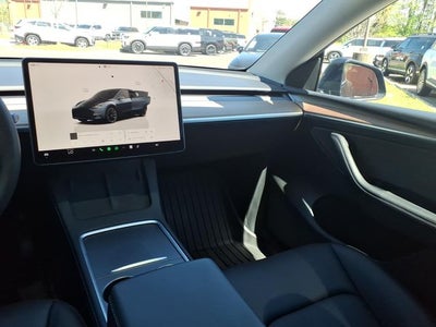 2024 Tesla Model Y Standard Range