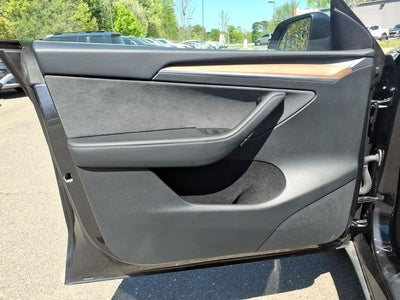 2024 Tesla Model Y Standard Range