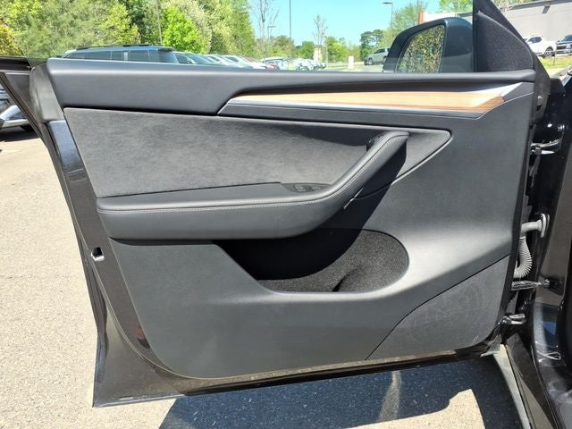 2024 Tesla Model Y Standard Range