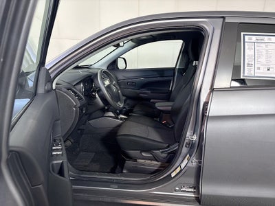 2025 Mitsubishi Outlander Sport ES