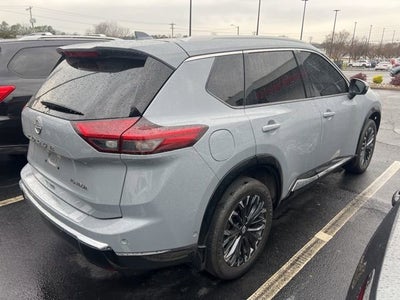 2024 Nissan Rogue Platinum
