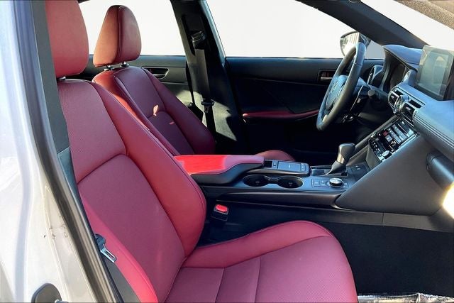 2025 Lexus IS IS 350 F SPORT Design