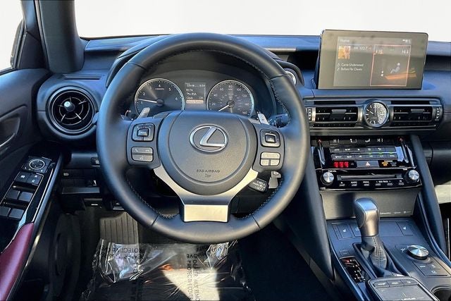 2025 Lexus IS IS 350 F SPORT Design
