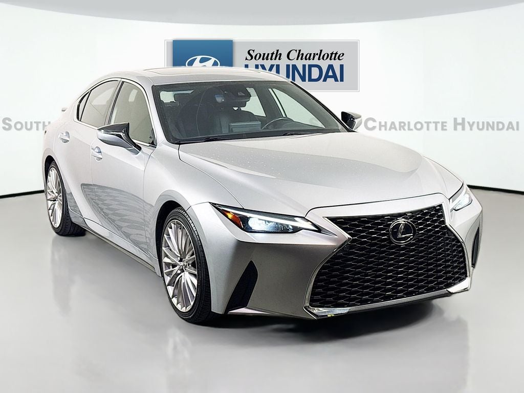 2022 Lexus IS 300 Base