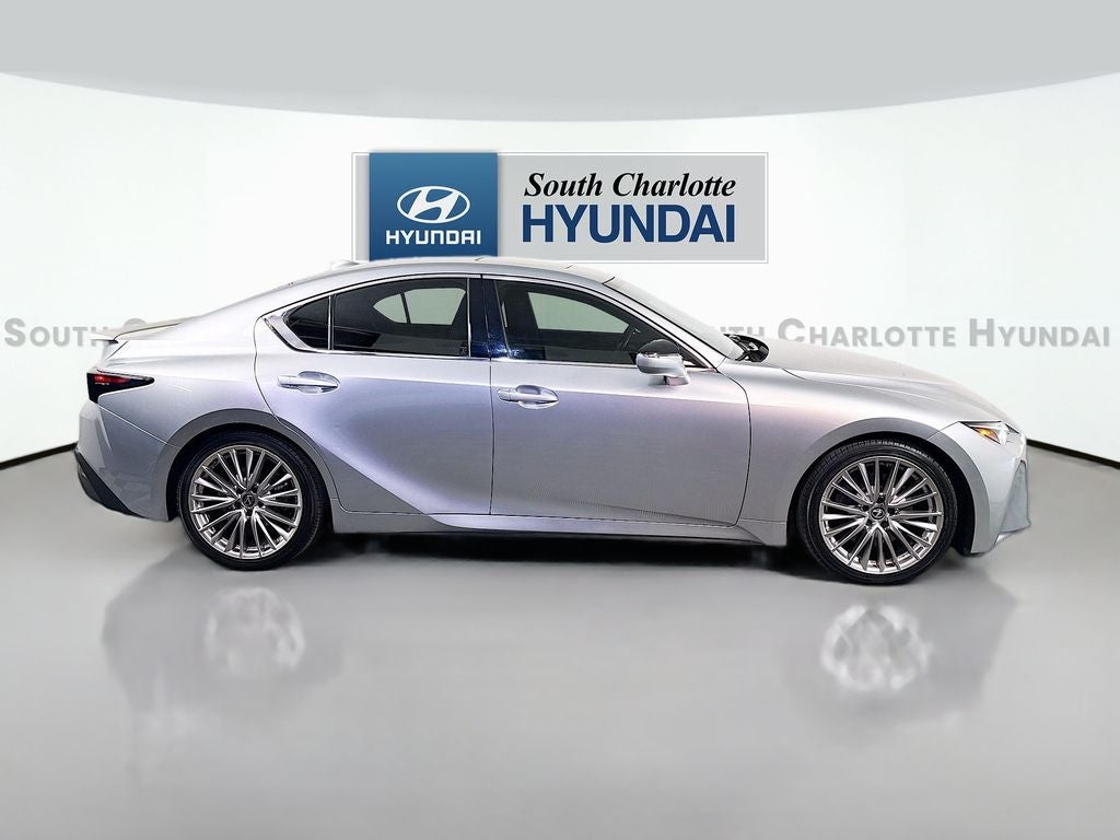 2022 Lexus IS 300 Base