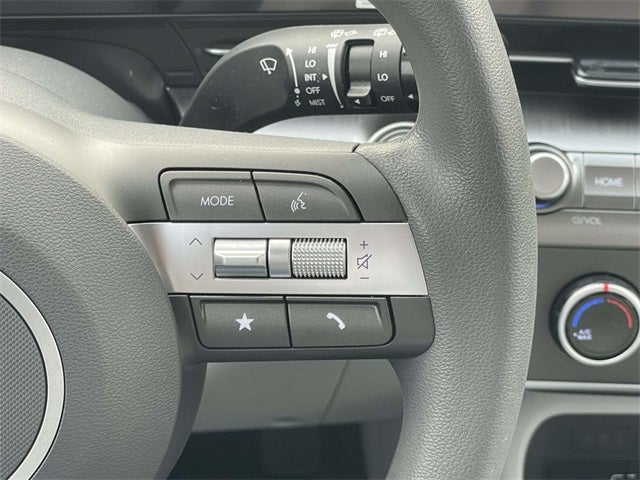 2025 Hyundai Kona SE