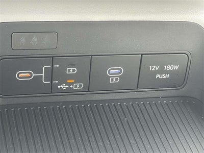 2025 Hyundai Kona SE