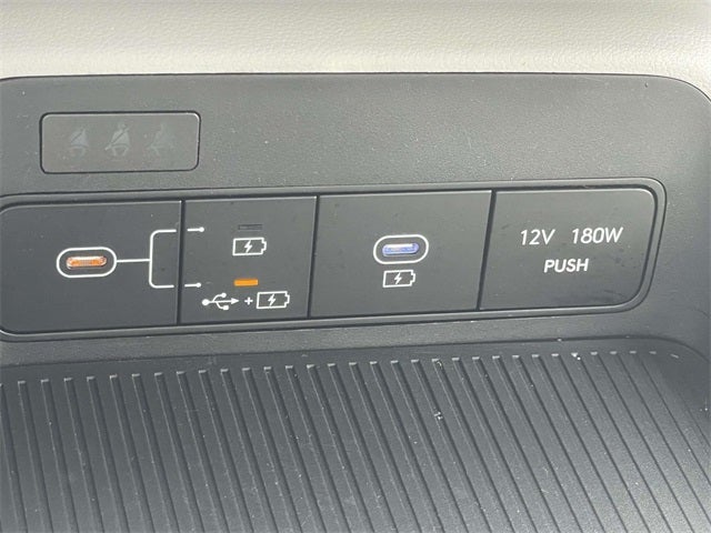 2025 Hyundai Kona SE