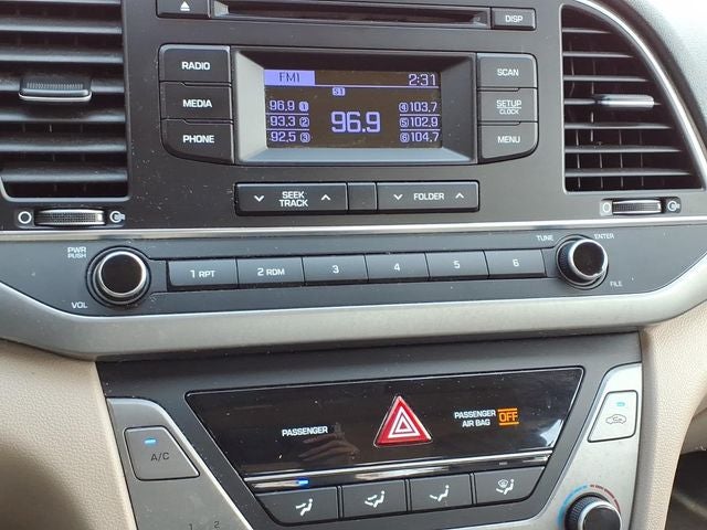 2018 Hyundai Elantra SE