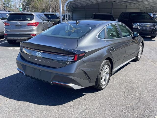 2025 Hyundai Sonata SE