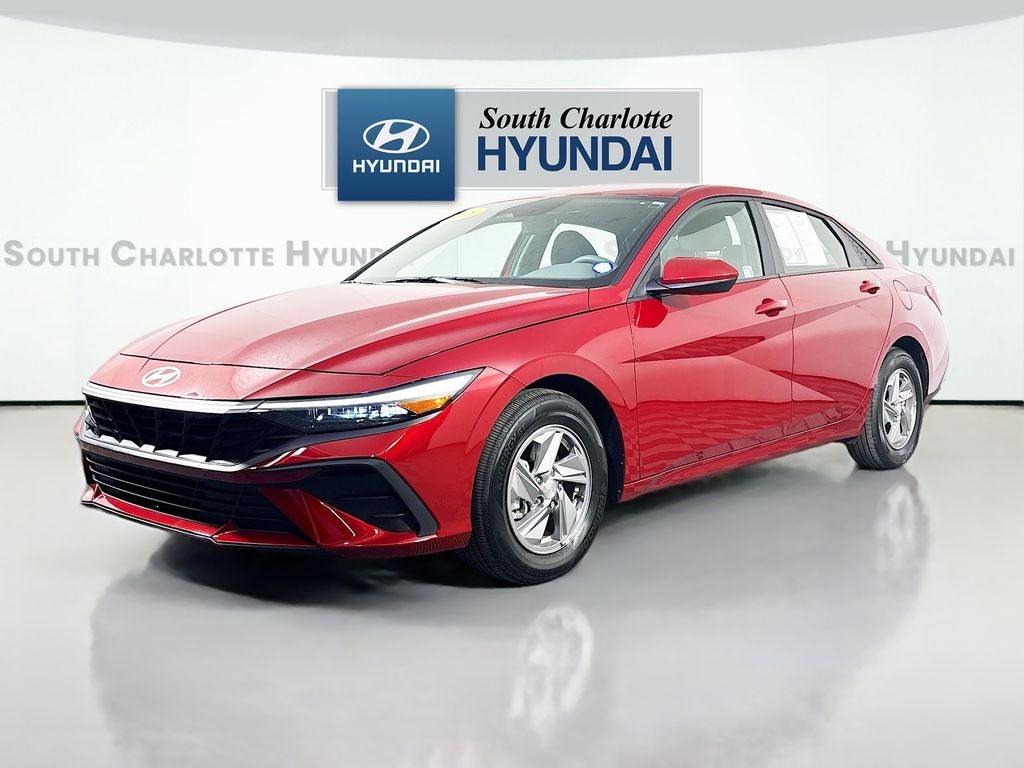 2025 Hyundai Elantra SE