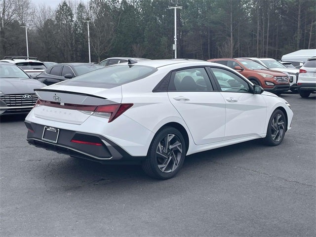 2025 Hyundai Elantra SEL Sport