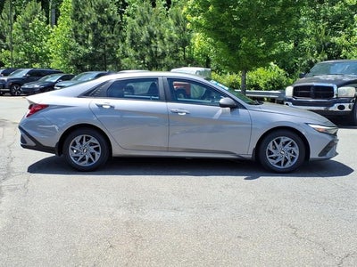 2024 Hyundai Elantra Hybrid Blue
