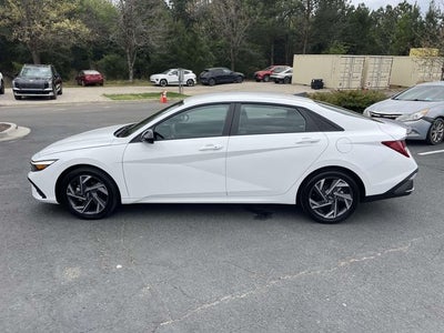 2025 Hyundai Elantra Hybrid SEL Sport