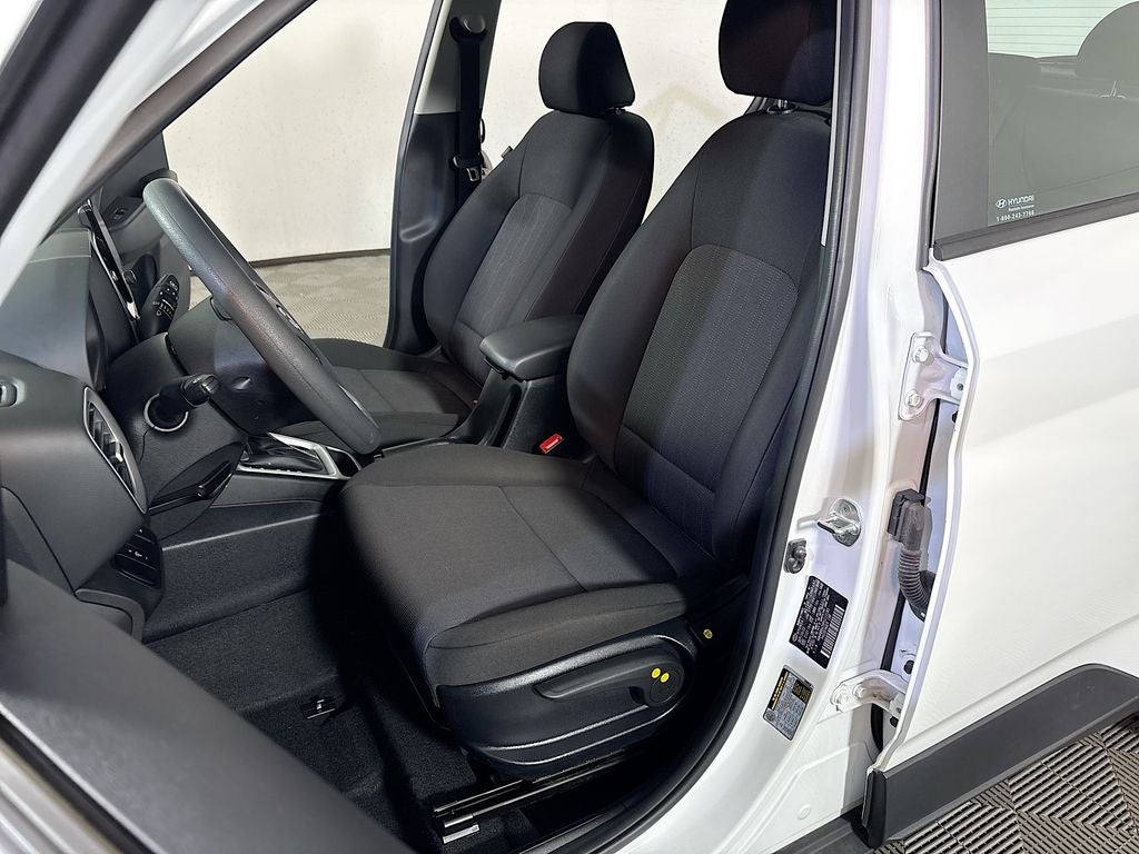 2023 Hyundai Venue SE