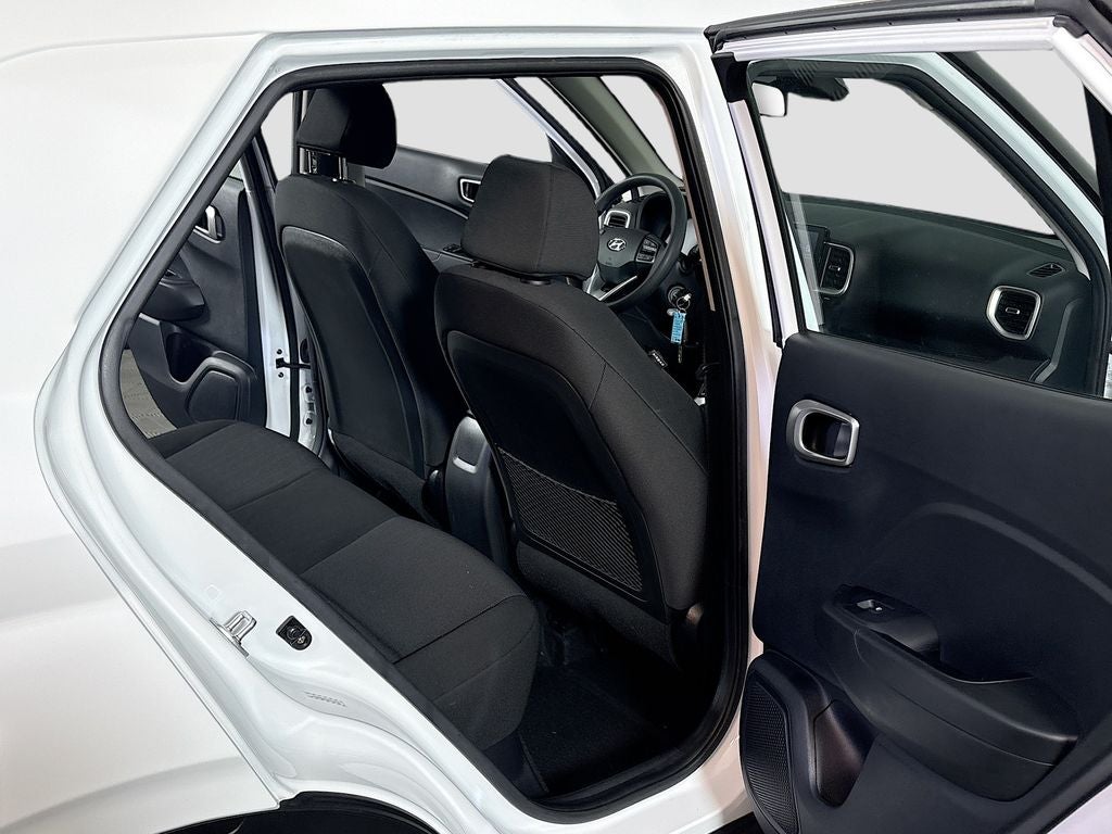 2023 Hyundai Venue SE