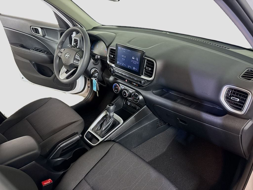 2023 Hyundai Venue SE