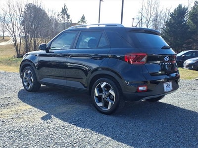 2023 Hyundai Venue SEL