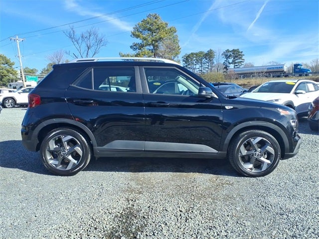 2023 Hyundai Venue SEL